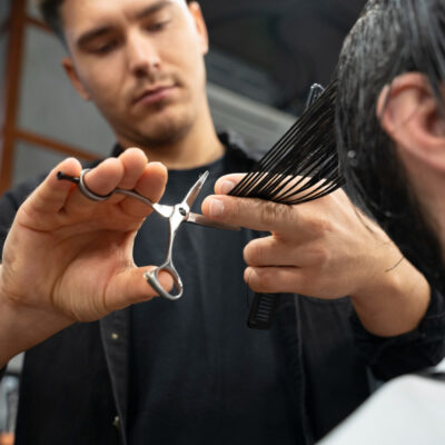 zahusťovanie vlasov strihaním